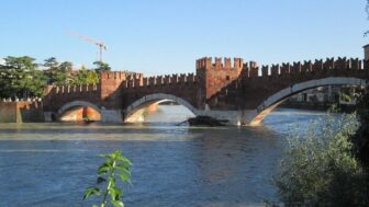 Drio l'Adese - Scorci e poesie sull'Adige a Verona